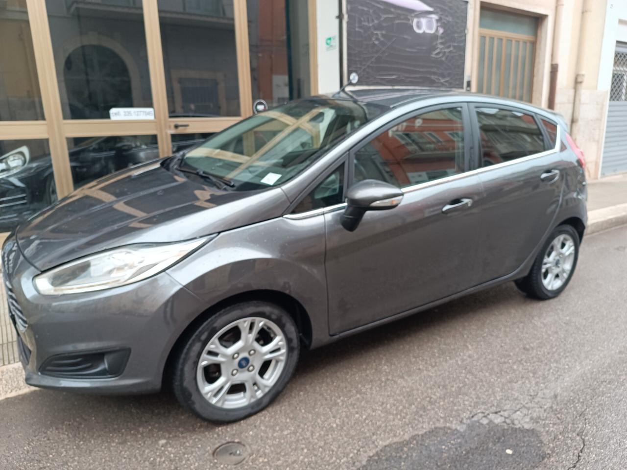 Ford Fiesta 1.5 TDCi 75CV 5 porte TITANIUM NAVI