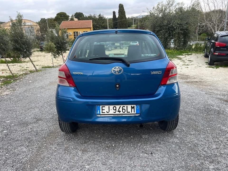 Toyota Yaris 1.3 5 porte Sol