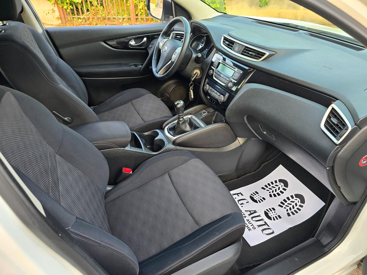 NISSAN QASHQAI RESTYLING CON SOLI 137.000KM NUOVA