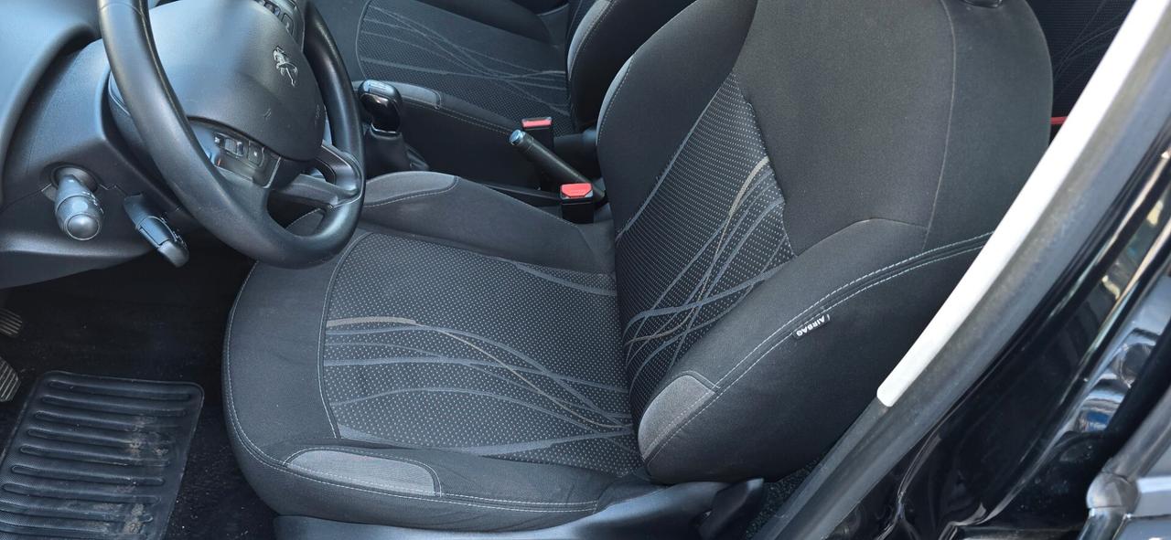 Peugeot 208 1.4 HDi 68 CV 5 porte Access