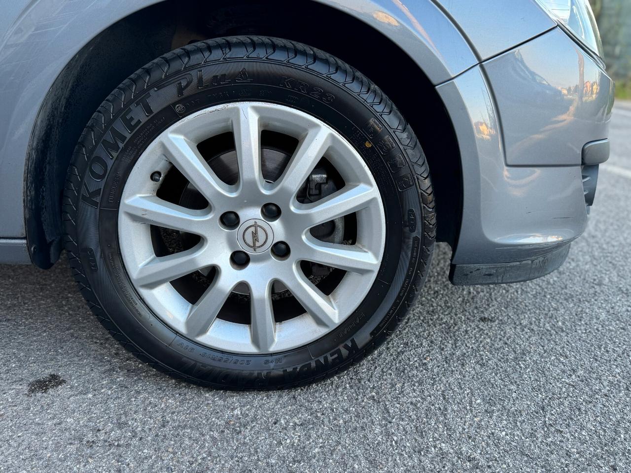 Opel Astra 1.4 16V Twinport 5 porte Enjoy