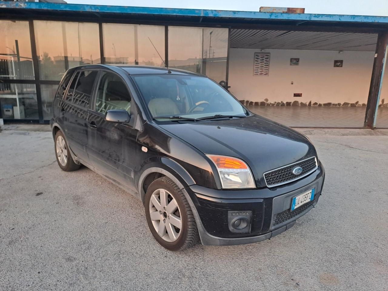 Ford Fusion 1.6 tdci 90cv