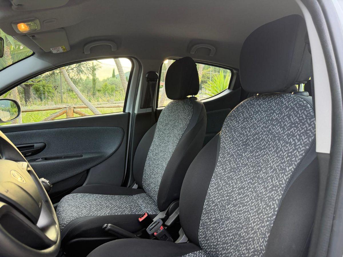 LANCIA - Ypsilon - 1.0 FireFly 5p. S&S Hybrid Gold