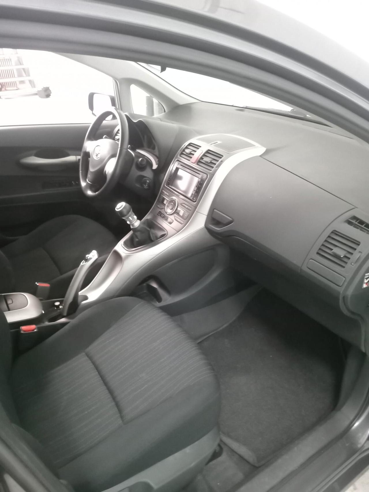 Toyota Auris 1.3 Benzina Neopatentati