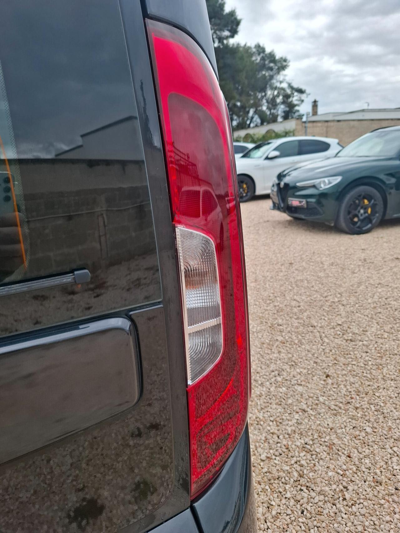 Fiat Doblò 1.6 M-jet-7Posti-Gancio- Automatico