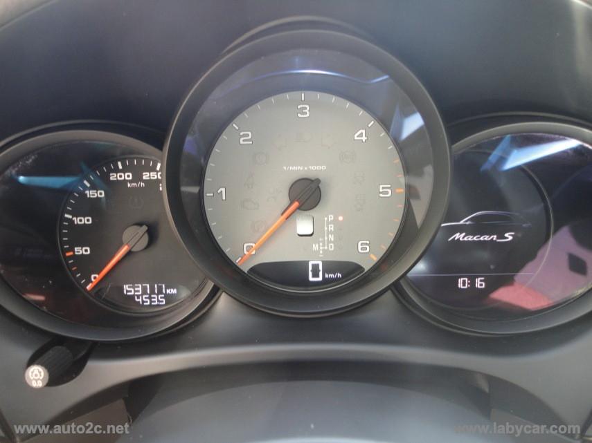 PORSCHE Macan 3.0 S
