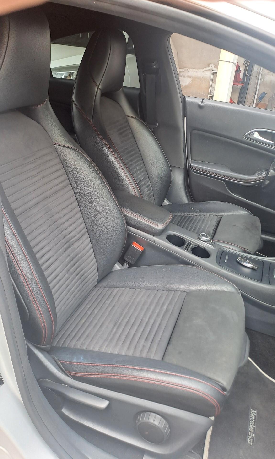 Mercedes-benz CLA 200 d Automatic Premium
