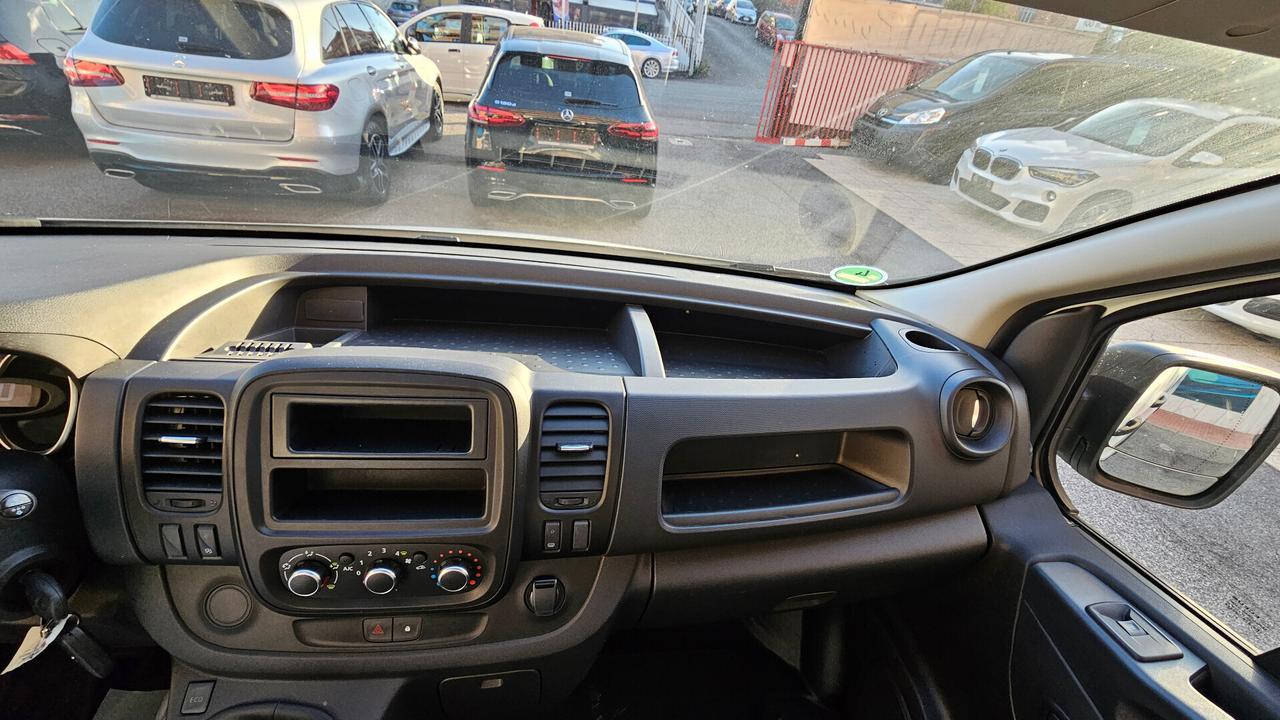 Renault Trafic T29 2.0 dCi 120CV PC-TN KOMFORT L1 H1 UNIPRO TAGL UFF