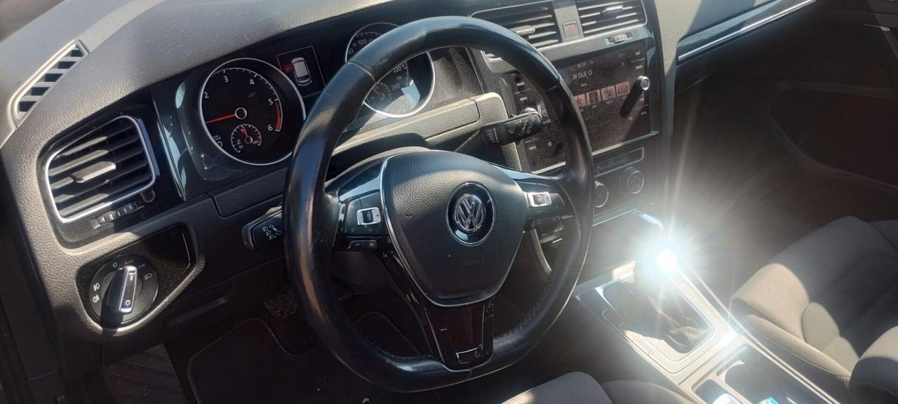 Volkswagen Golf 1.6 TDI 115CV DSG 5p. Business BlueMotion Technology
