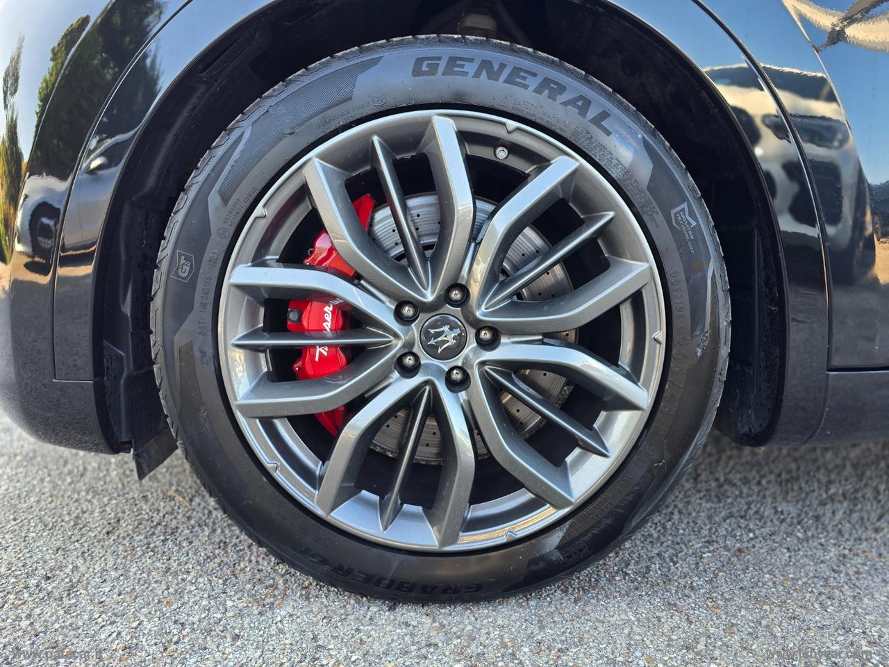 MASERATI Levante V6 Diesel 275 CV AWD Gransport