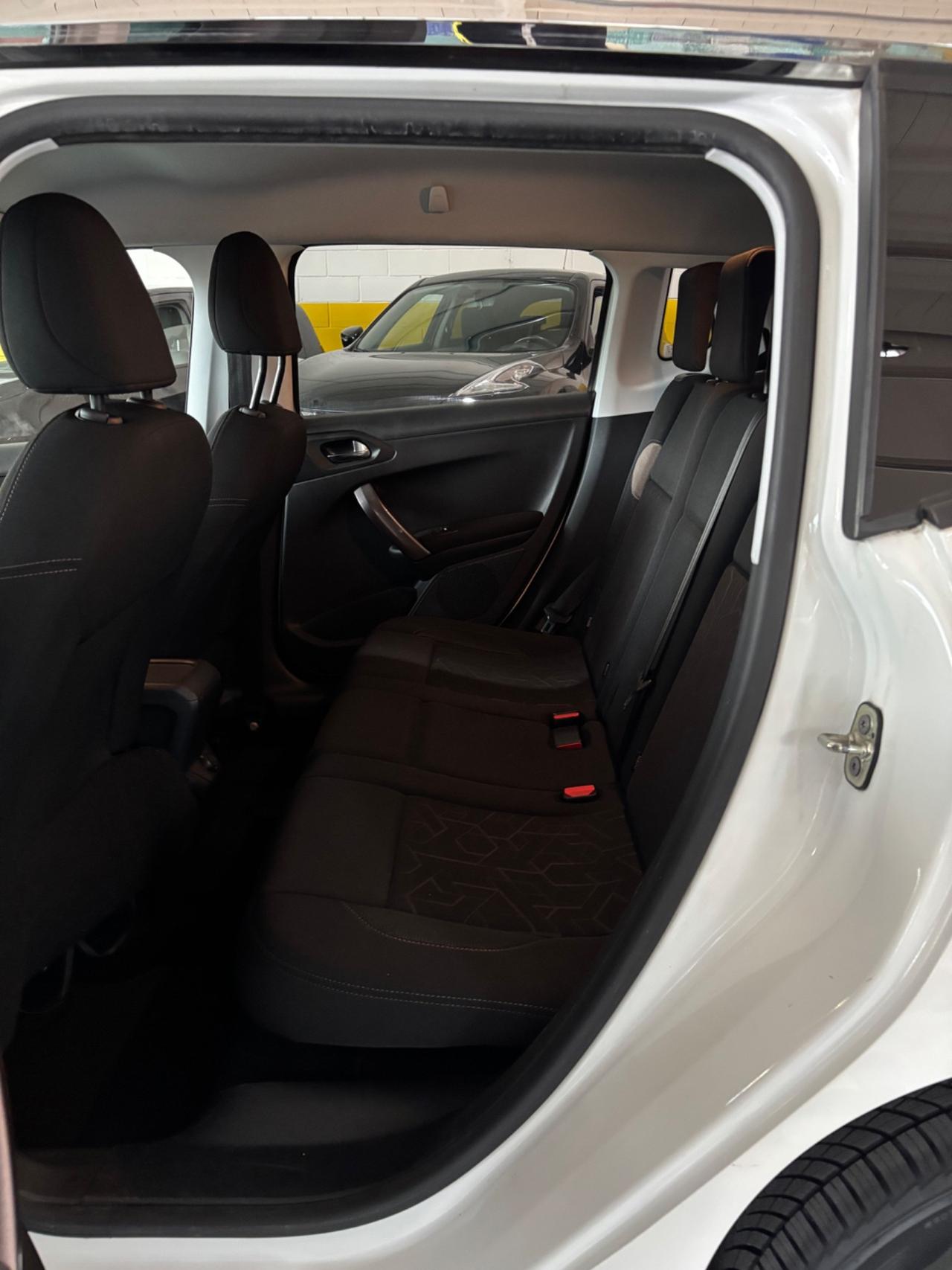 Peugeot 2008 PureTech 82 Active