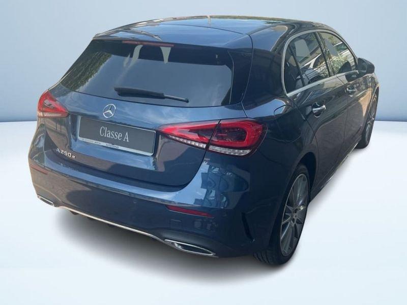 Mercedes-Benz Classe A 250e EQ-Power AMG Line