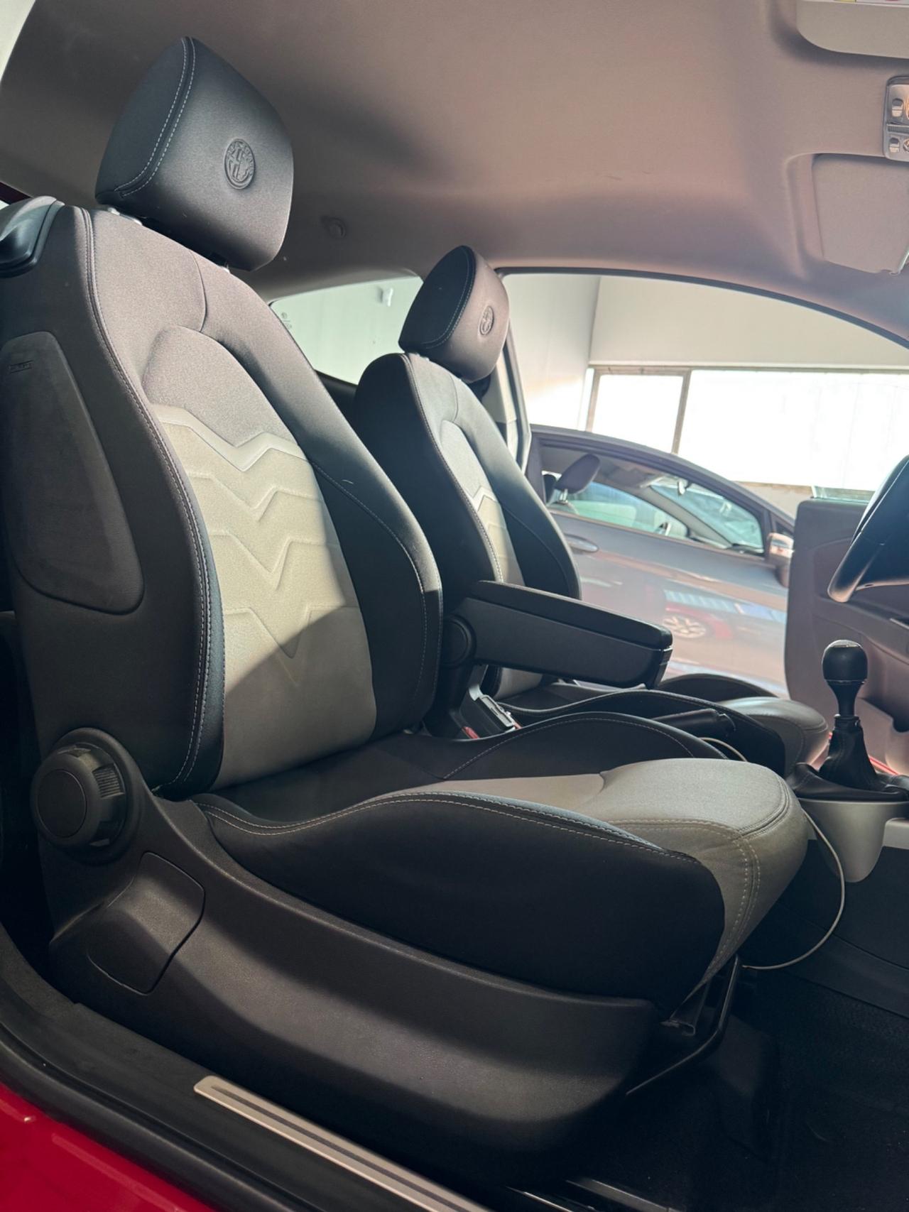 Alfa Romeo MiTo 1.3 JTDm 85 CV S&S Distinctive