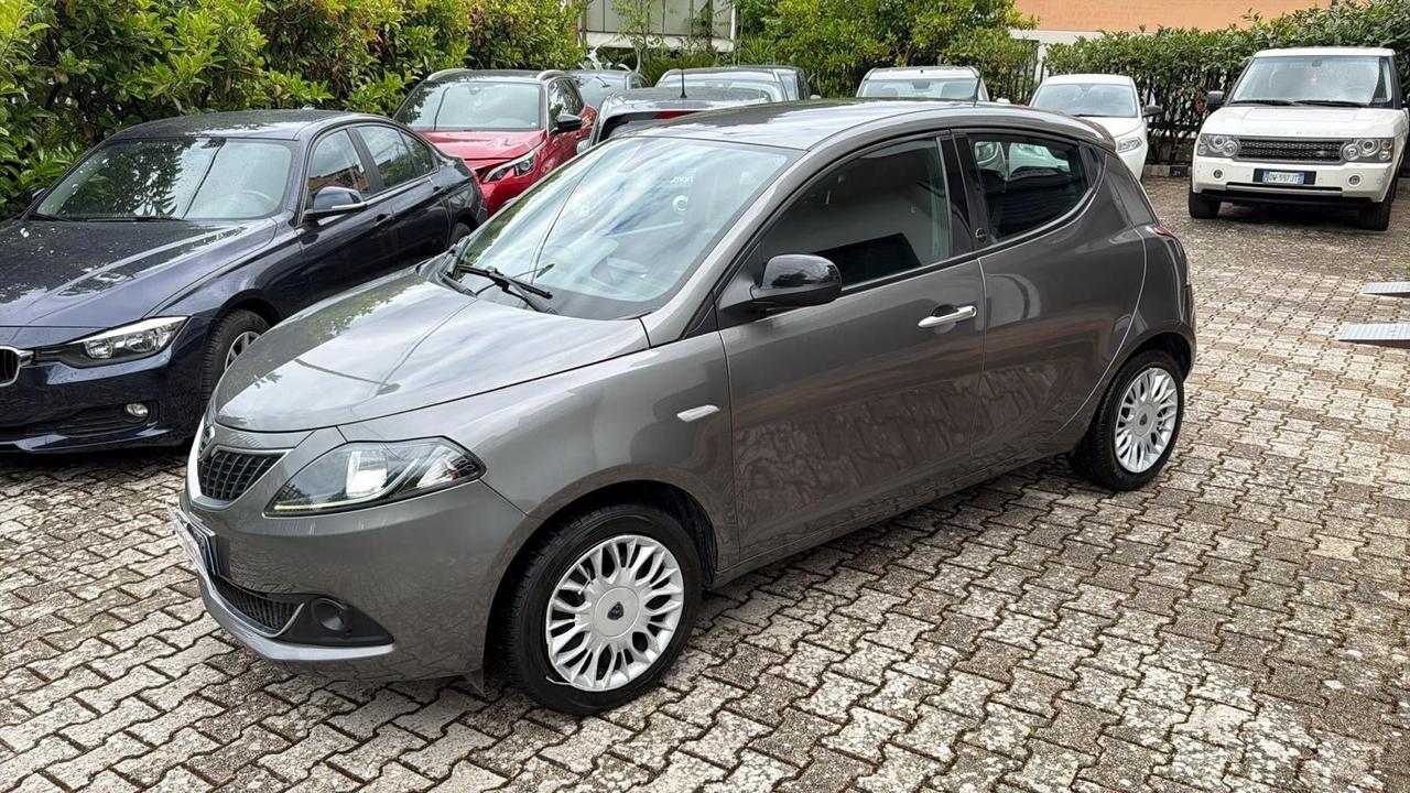 Lancia Ypsilon 1.2 69 CV 5 porte GPL Ecochic Gold