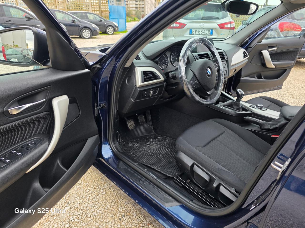 Bmw 118d Unique 2014 BMW SERVICE