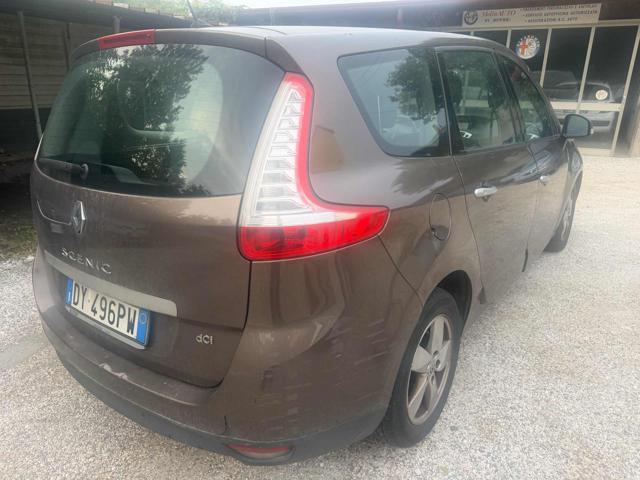RENAULT Scenic 7posti 1.5 dCi 110CV senza nessun lavoro da fare