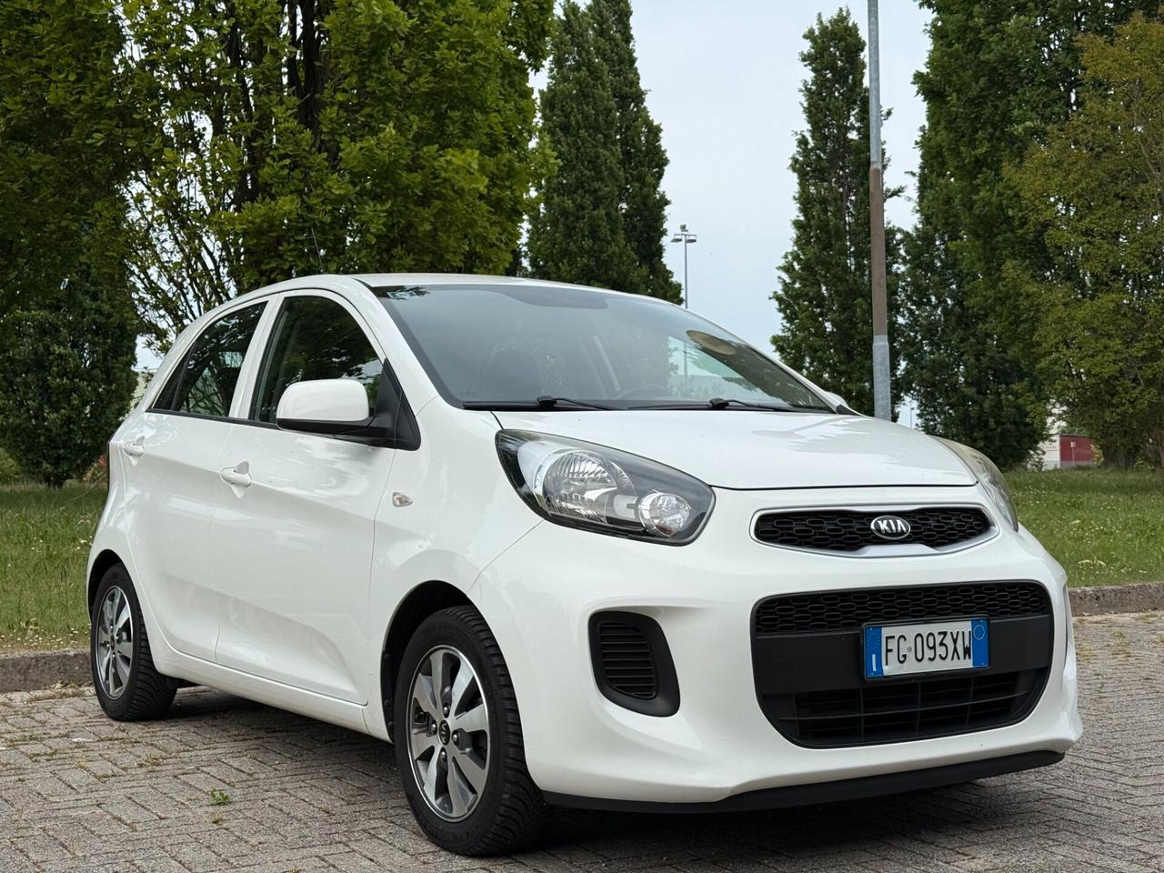 Kia Picanto Picanto II 2011 1.0 Active Collection Gpl 67cv 5p