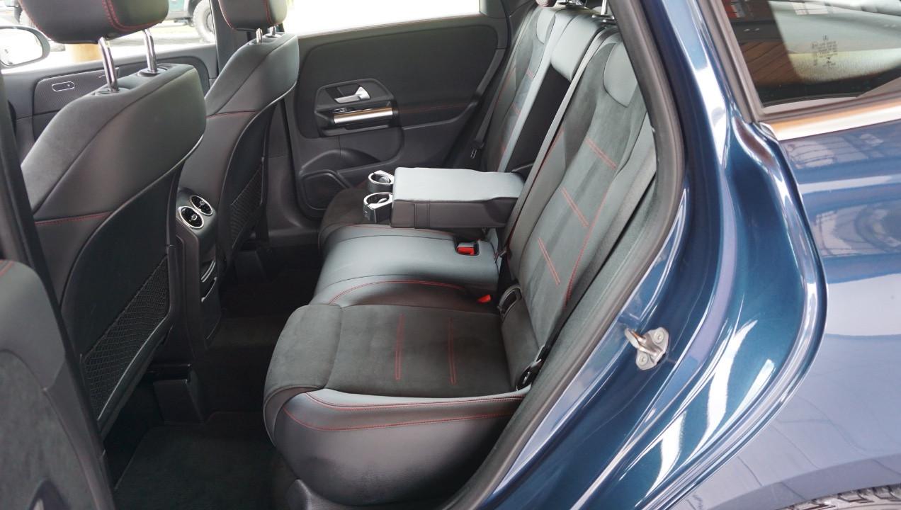 Mercedes B 180 Premium AMG