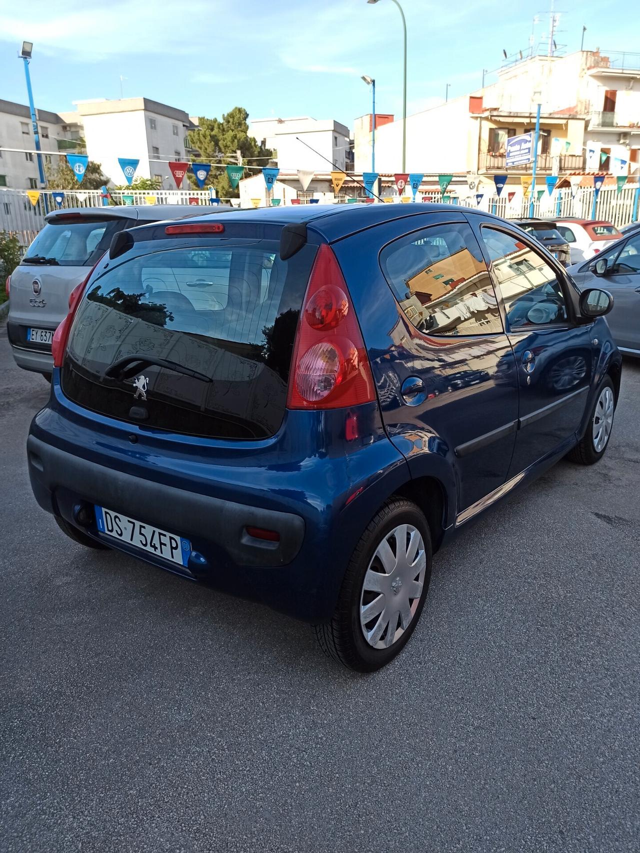Peugeot 107 1.0 68CV 5p. Plaisir