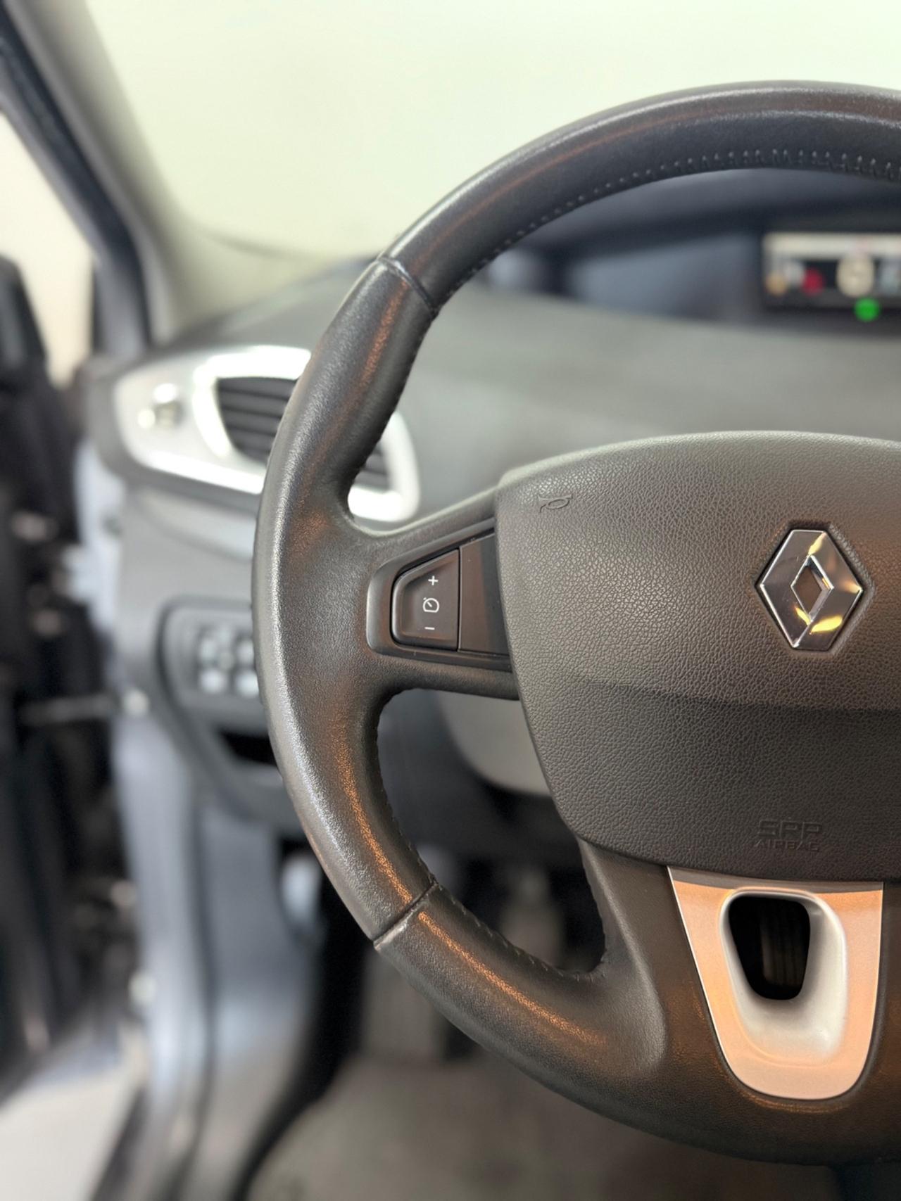 Renault Gran Scenic 1.5 dCi 110CV Dynamique 08/2009 euro 4 Neopatentati