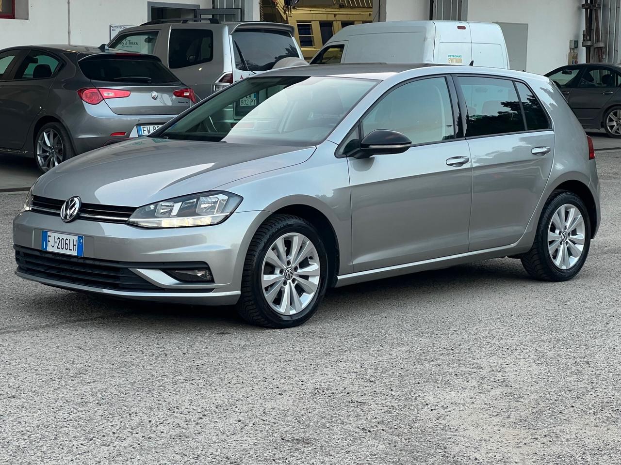 Volkswagen Golf 7.5 - 1.6 TDI 90 CV 5p. Trendline BlueMotion Technology