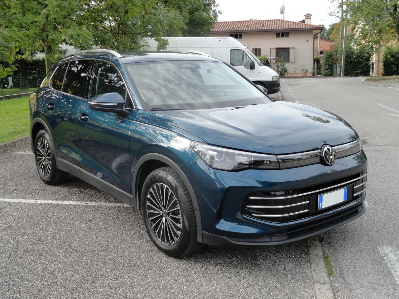Volkswagen Tiguan 2.0 TDI 150 CV SCR DSG Elegance