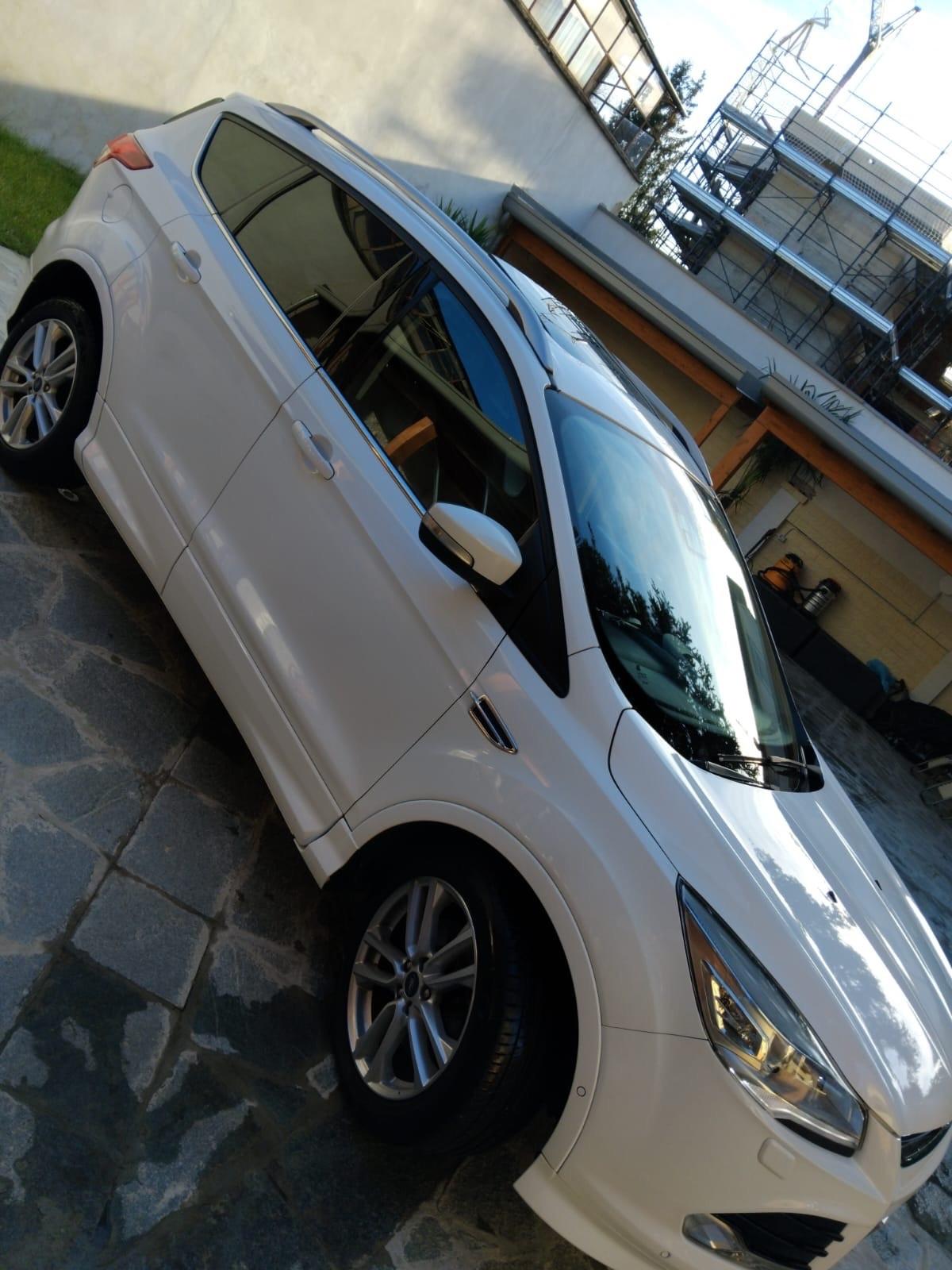 Ford Kuga 2.0 TDCI 163 CV 4WD Titanium