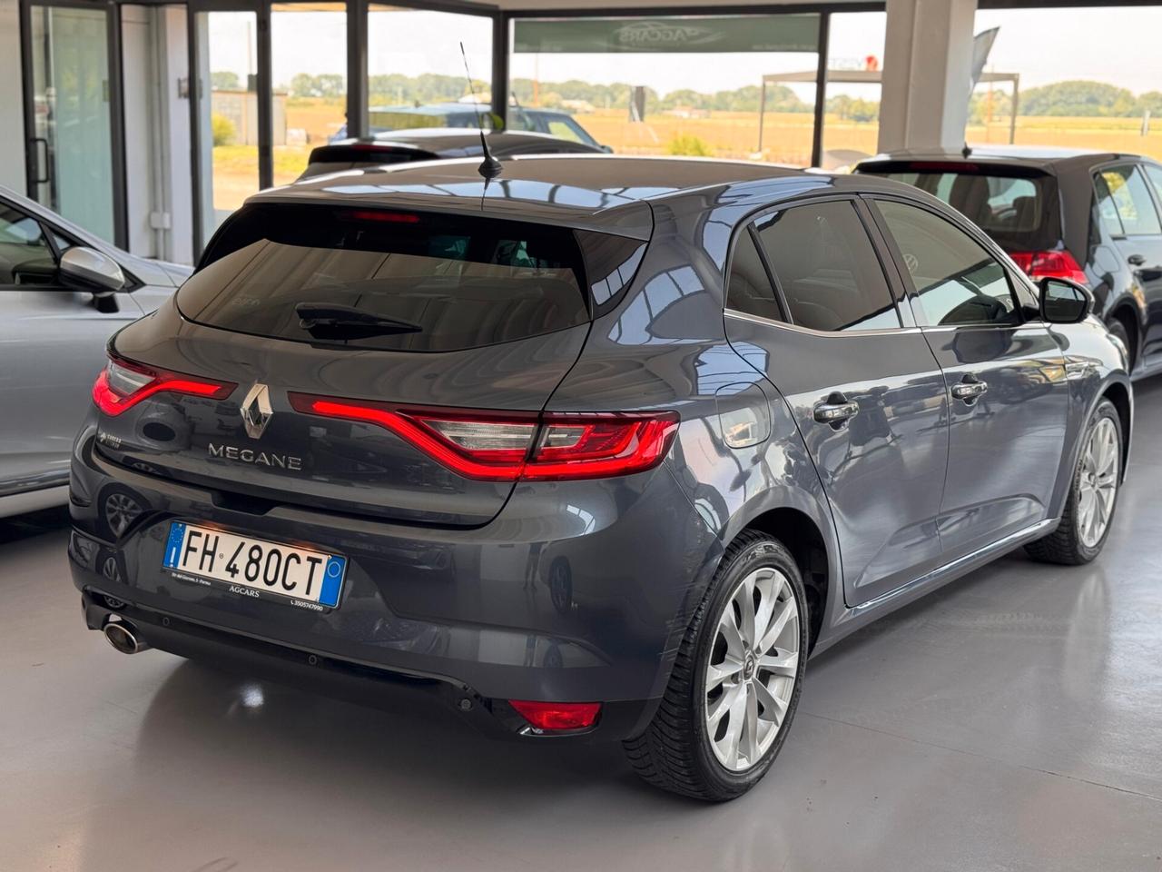 Renault Megane Mégane dCi 8V 110 CV EDC Energy Bose