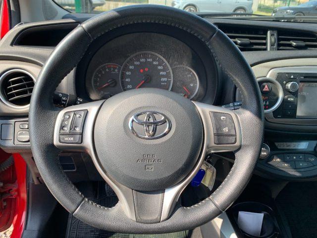TOYOTA Yaris 1.0 5 porte Lounge