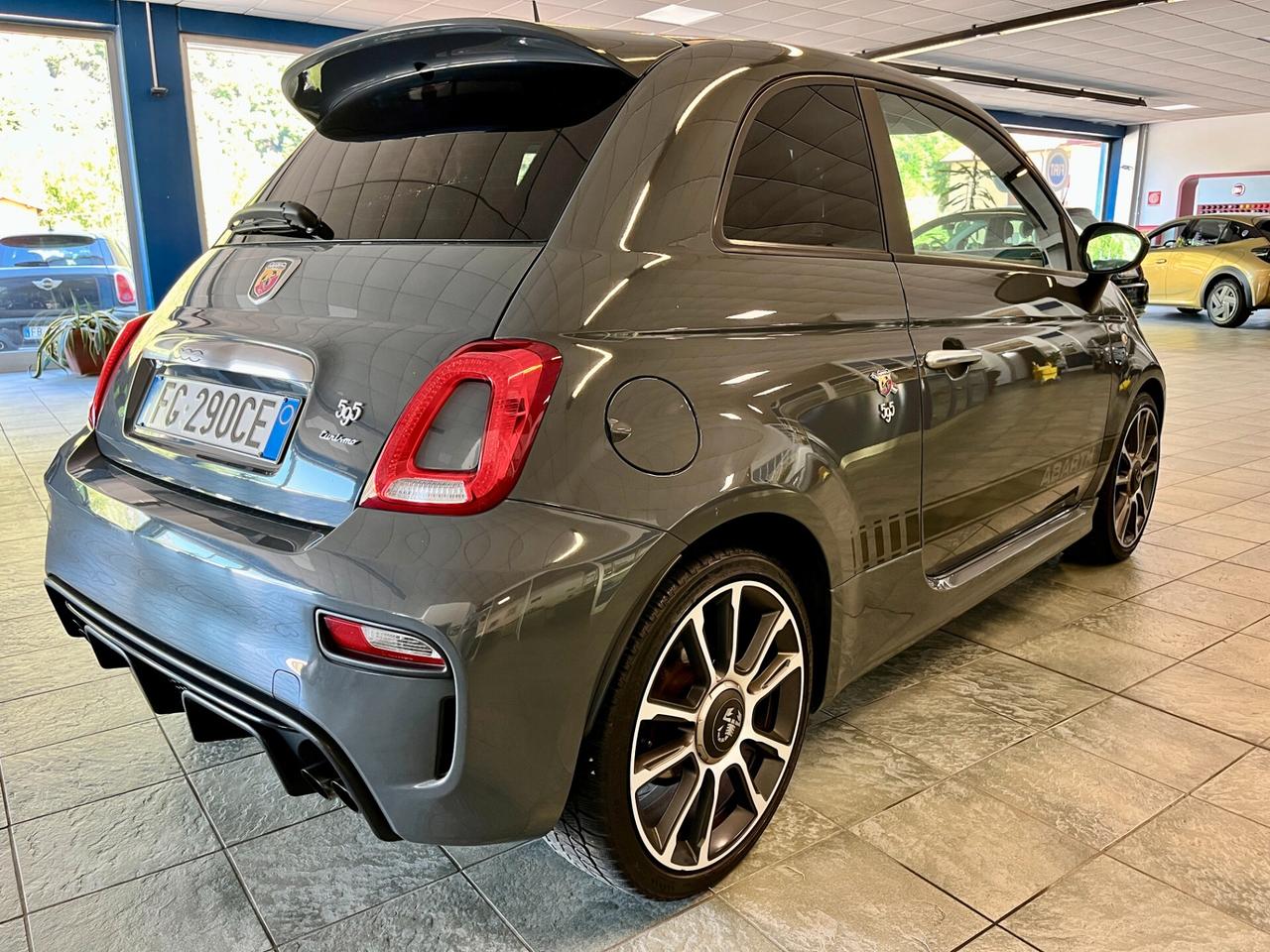 Abarth 595 1.4 Turbo T-Jet 165 CV Turismo