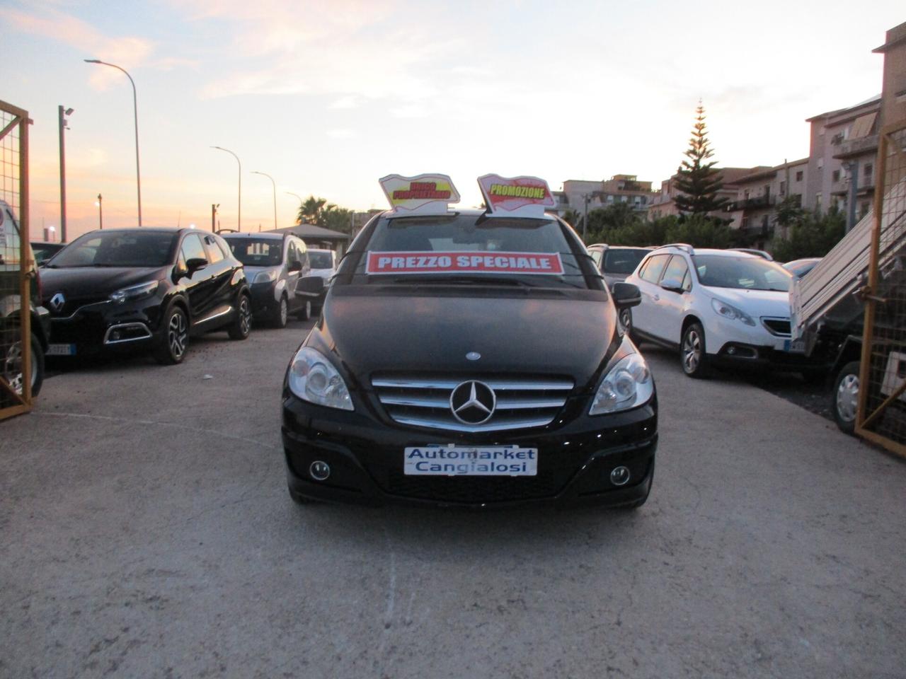 Mercedes-benz B 180 MOLTO BELLO 2011