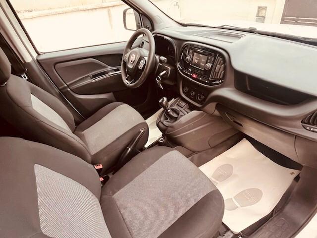 Fiat Doblo METANO 1.4 T.JET 120CV CLIMA CRUISE CAR PLAY