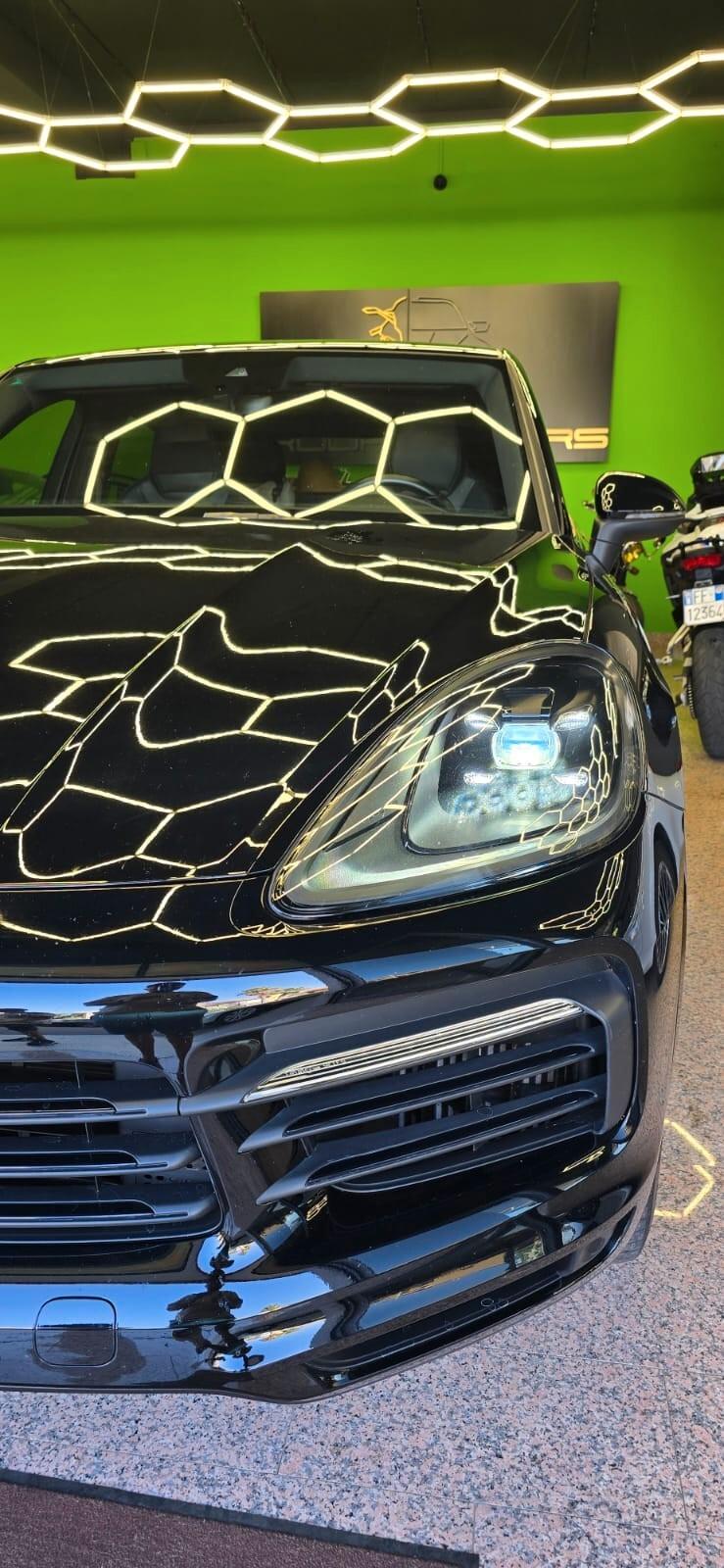 Porsche Cayenne Coupé 3.0 V6 E-Hybrid