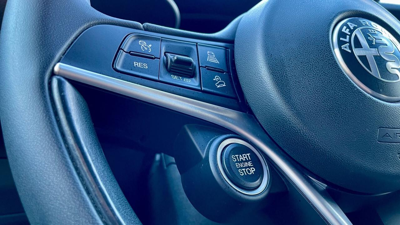 ALFA ROMEO STELVIO 2.2 TURBODIESEL AT8 Q4 190CV – LED, PORTELLONE ELETTRICO, CRUISE CONTROL