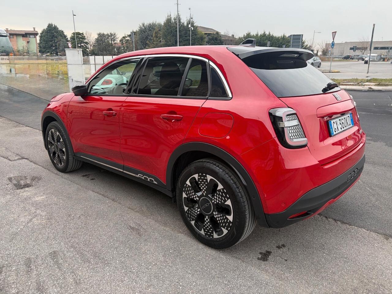 Fiat 600 Hybrid 100 CV La Prima Disponibilità in Diversi Colori !!!