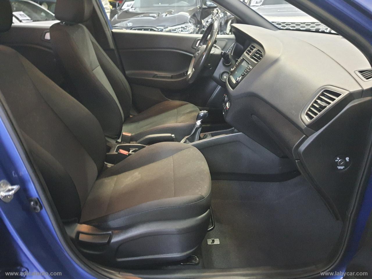 HYUNDAI i20 1.2 5p. Econext