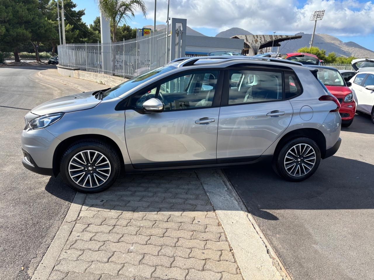 Peugeot 2008 BlueHDi 100 Active