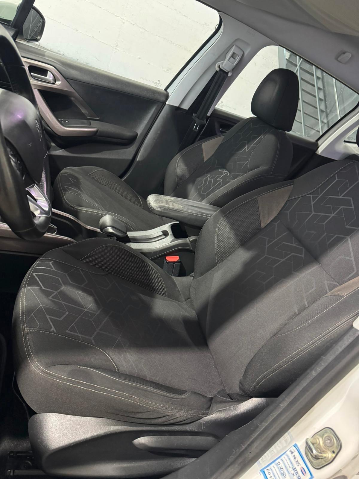 Peugeot 2008 1.4 HDi 68CV Active