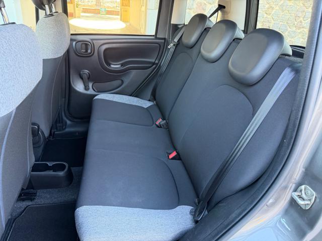 FIAT Panda 1.0 HYBRID CITY LIFE+CLIMATRONIC+SCHERMO+5POSTI