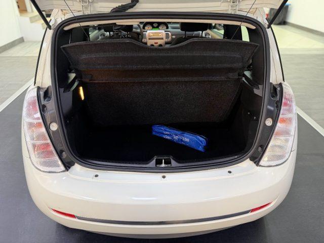 LANCIA Ypsilon 1.2 69 CV Argento