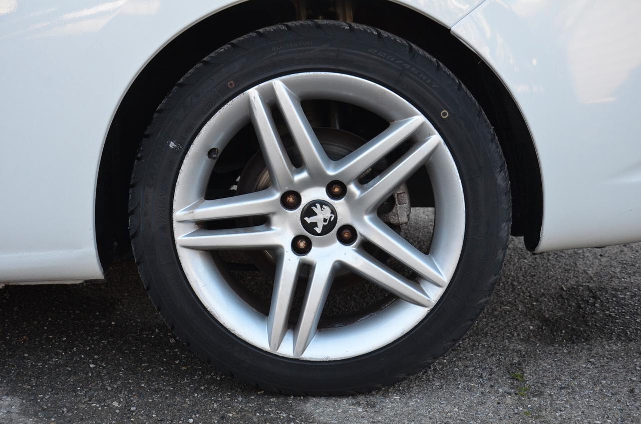 Peugeot 308 1.6 e-HDi 112CV Stop&Start CC Allure