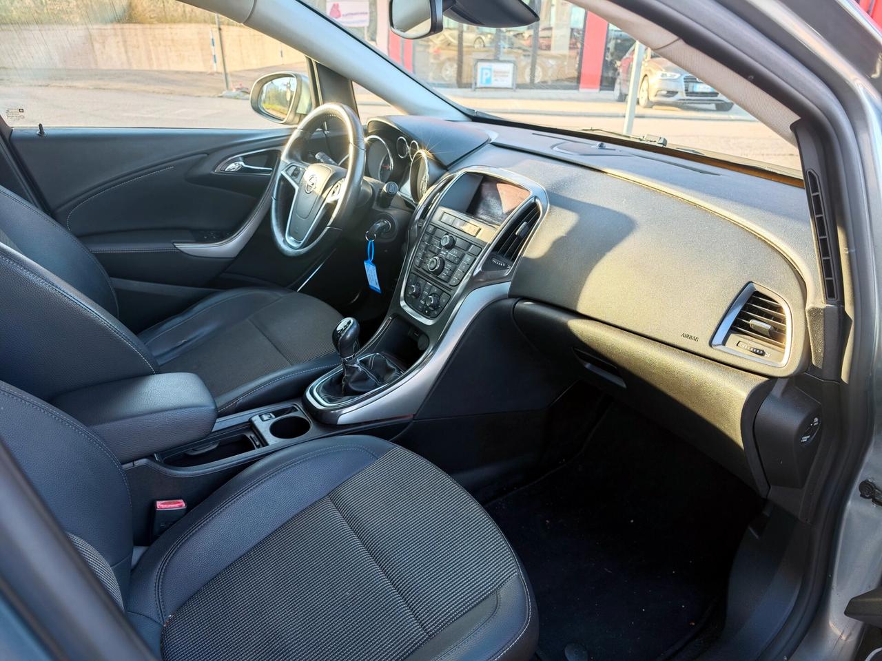 Opel Astra 1.4 Turbo 5 porte Cosmo