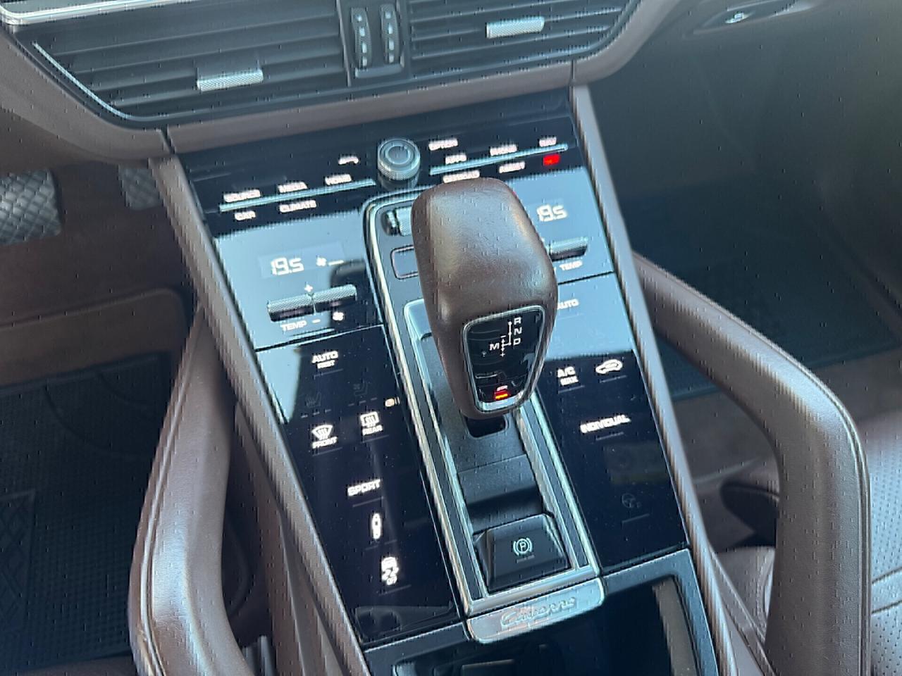 Porsche Cayenne 2020 3.0 V6 340cv