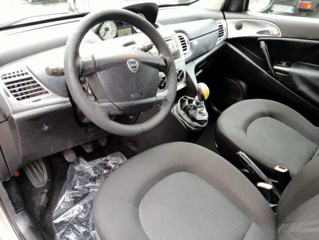 LANCIA Ypsilon 1.2 69 CV New Oro BIFUEL GPL ok *neopatentati*