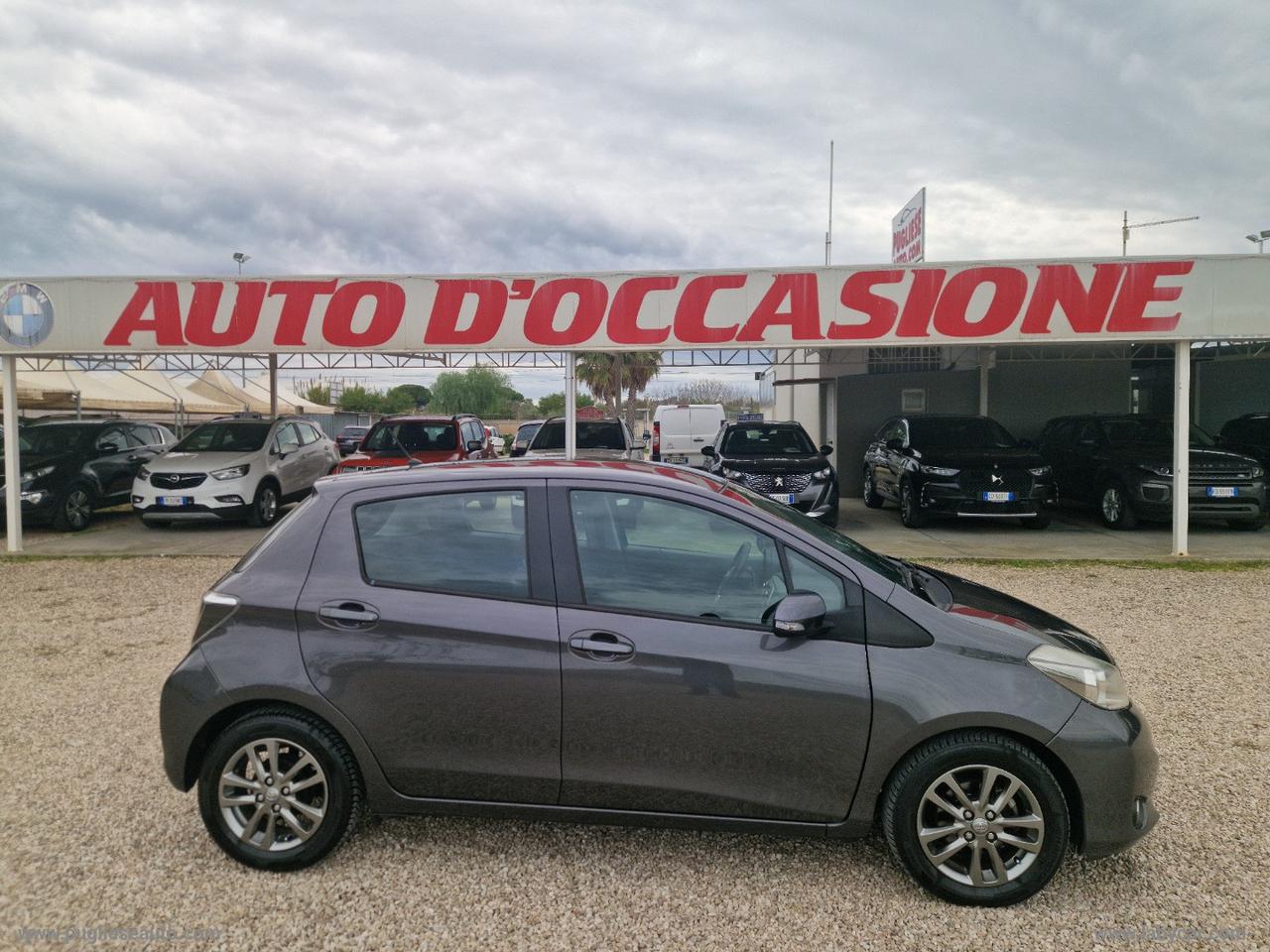 TOYOTA Yaris 1.4 D-4D 5p. Lounge