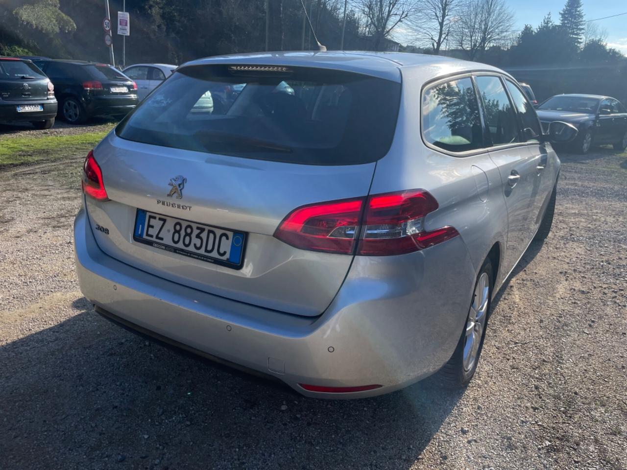 Peugeot 308 BlueHDi 120 S&S SW Business