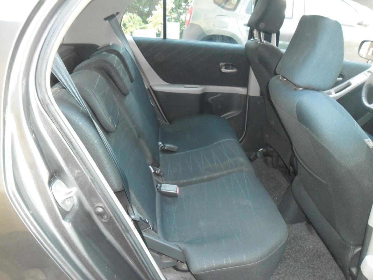 Toyota Yaris 1.3 5 porte