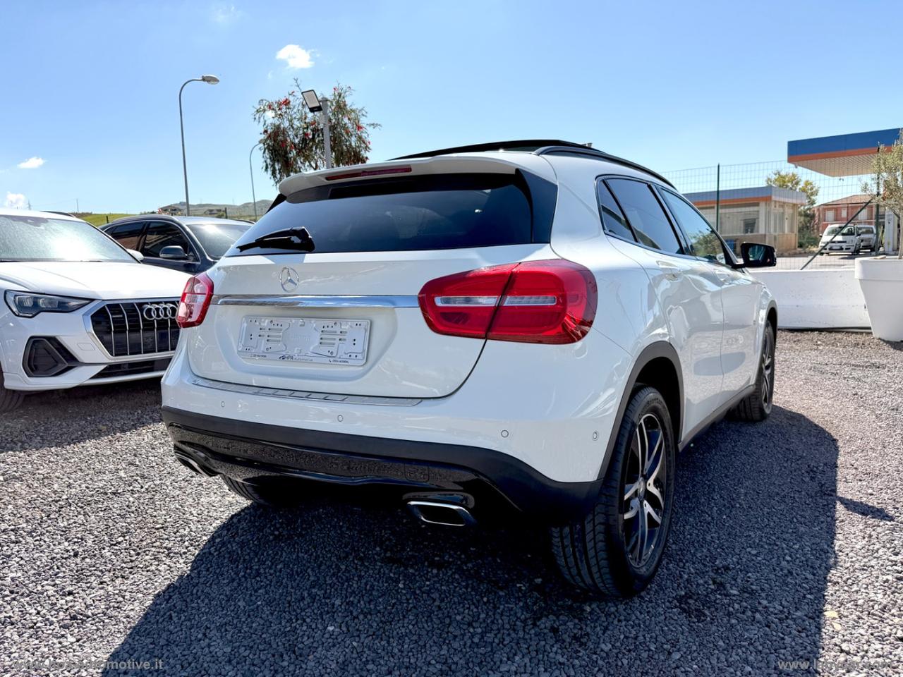 MERCEDES-BENZ GLA 220d Automatic 4Matic Sport TETTO LED PELLE NAVI