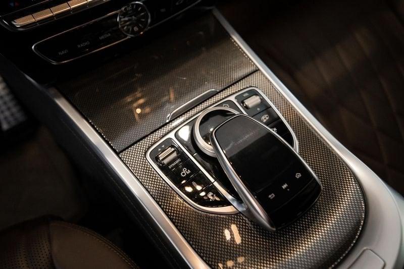 Mercedes-Benz Classe G - W463 2018 G AMG 63 4x4 2 585cv auto