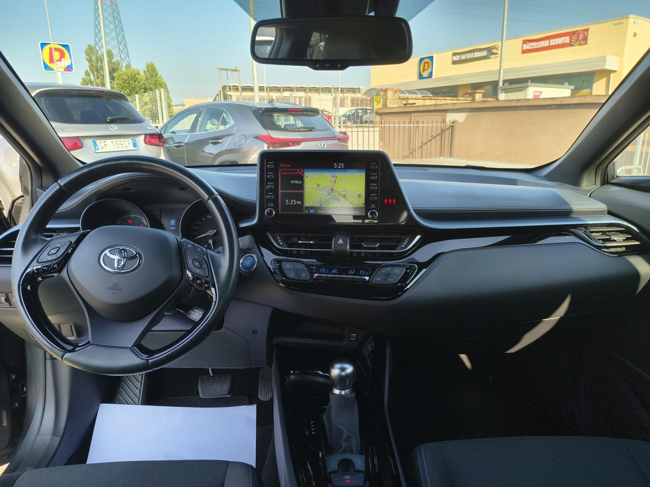 Toyota C-HR 2.0 Hybrid E-CVT Morebusiness